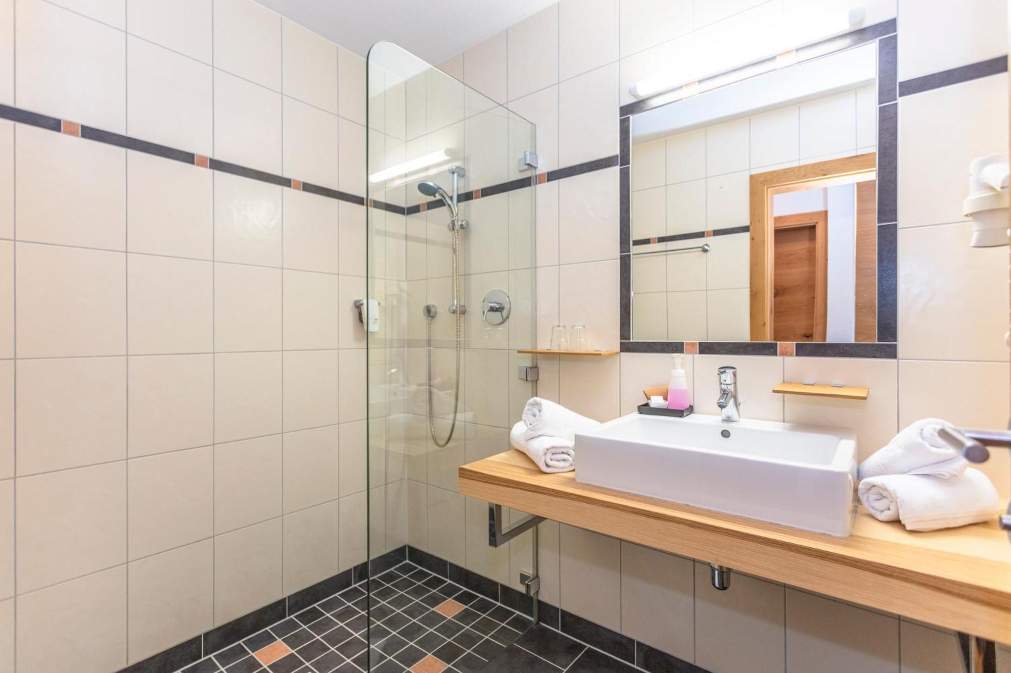 Hotel Sonnberg Saalbach-Hinterglemm Rom bilde